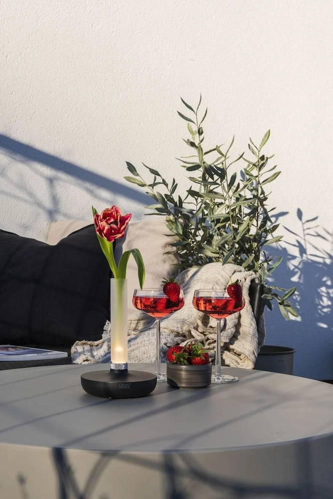 KONSTSMIDE Biarritz Akku Tischleuchte IP54 Schwarz Dimmbar 1800/3000/4000K – Bild 11