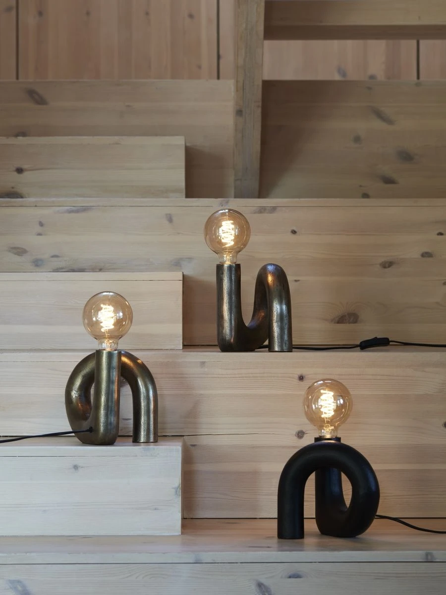 PR Home Notice Swirl Tischleuchte Skulptur Metall Schwarz E27 18x19x15cm – Bild 3