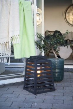 By Rydens Yankton Laternen Stehleuchte Sandschwarz IP44 1x E27 30x30x60cm